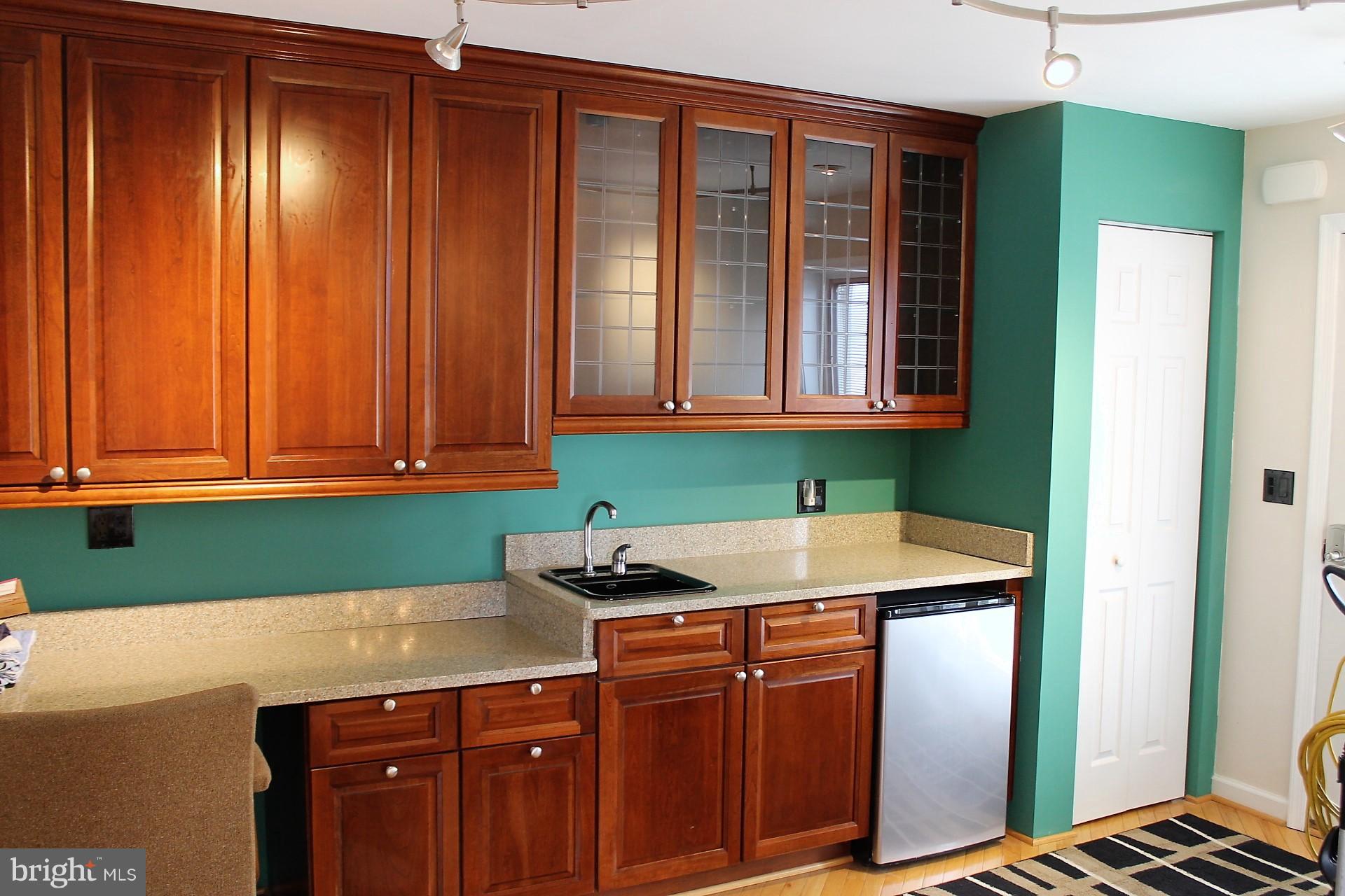 8419 Bay Road Riviera Beach, MD 21122 - Photo 11 of 22 Interior (General)