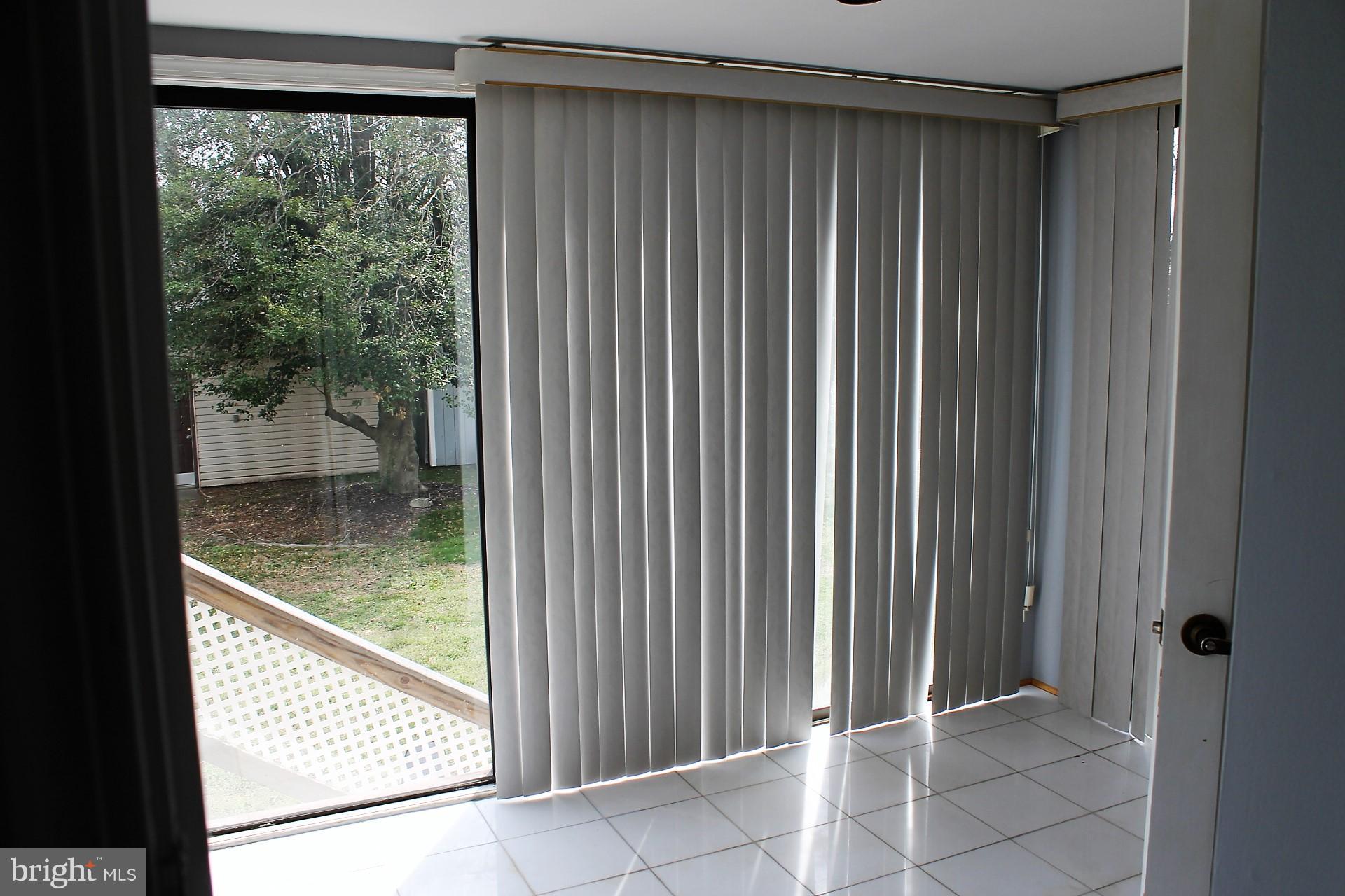 8419 Bay Road Riviera Beach, MD 21122 - Photo 12 of 22 Interior (General)