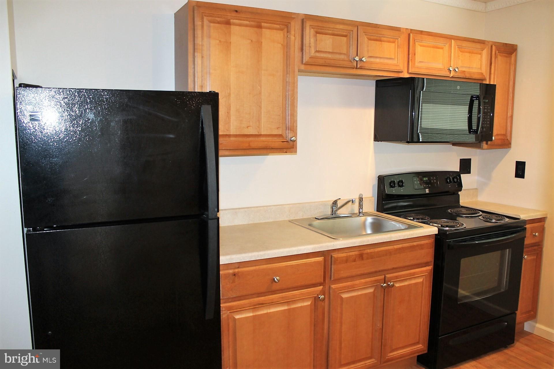 8419 Bay Road Riviera Beach, MD 21122 - Photo 15 of 22 Kitchen