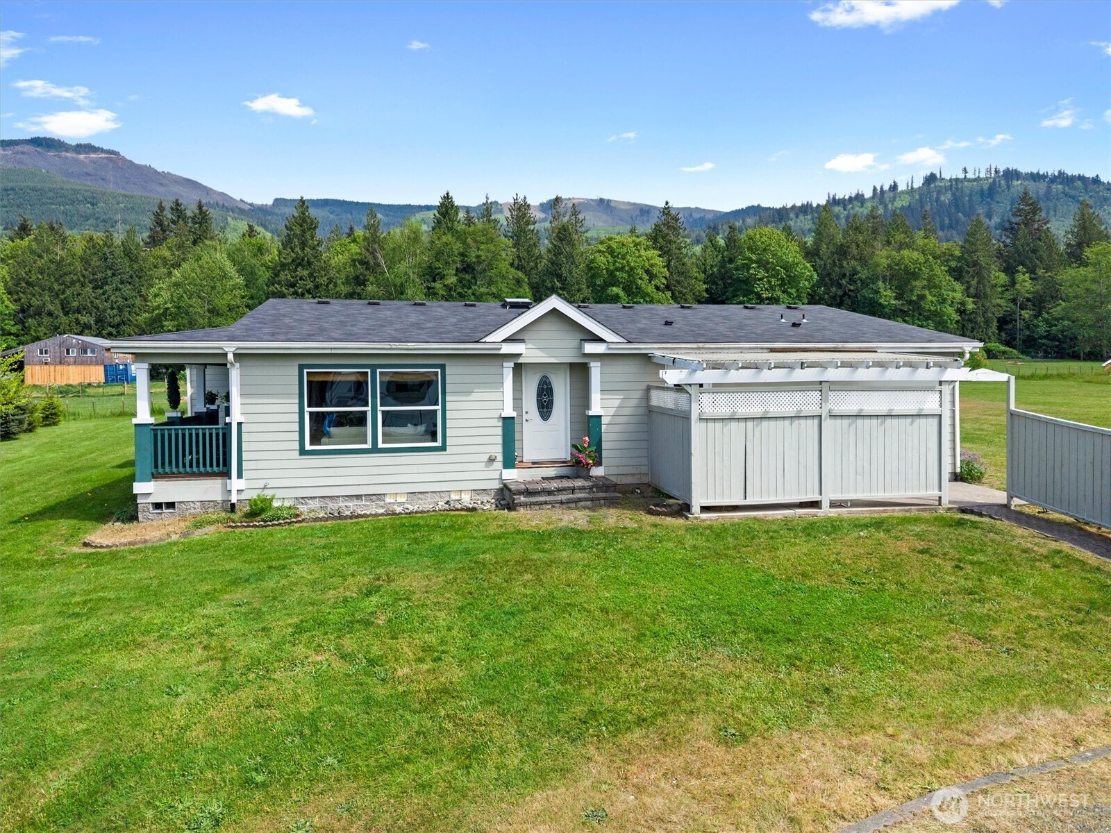 6896 Goodwin Road Everson, WA 98247 - Photo 3 of 36
