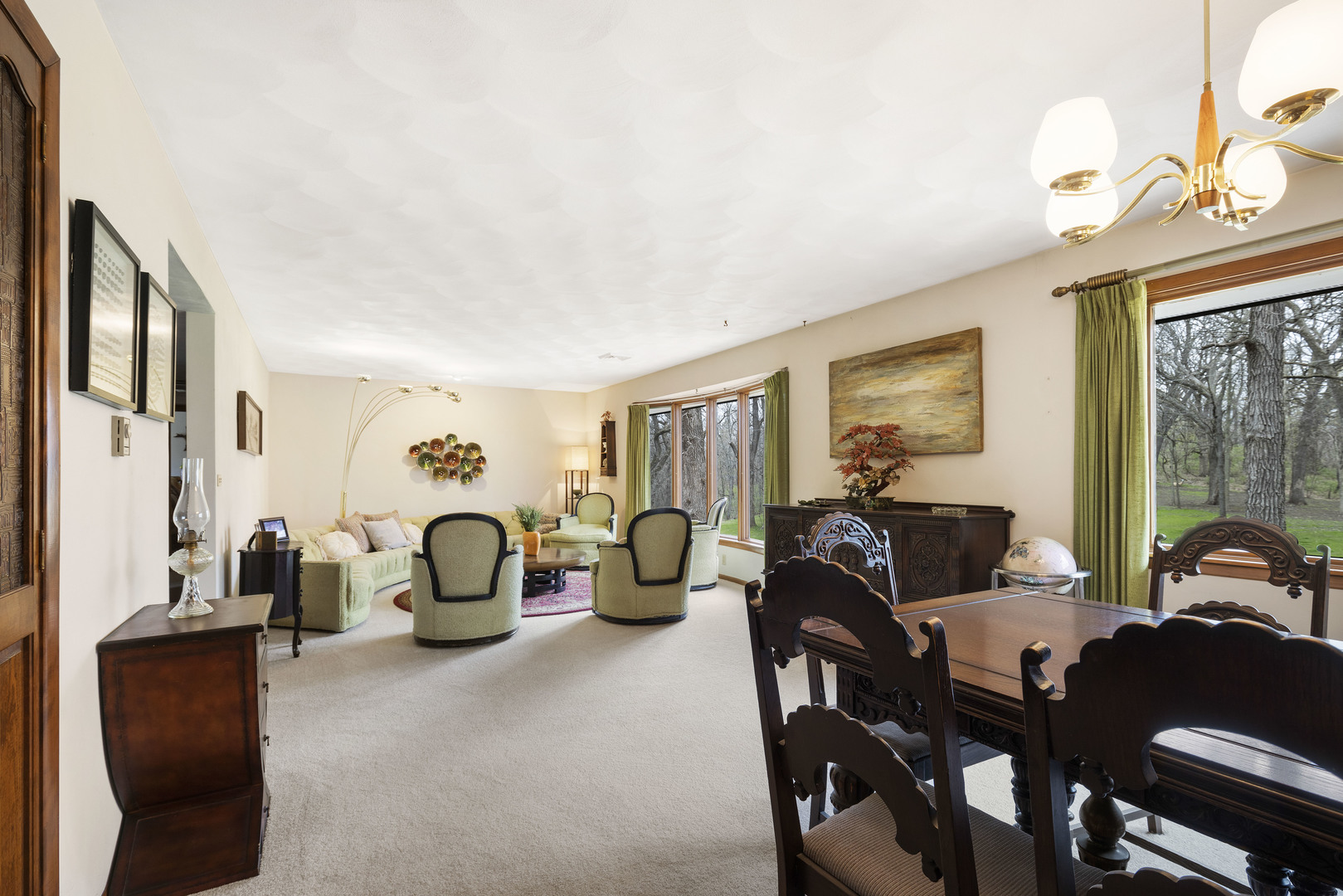 5812 Rotary Road Cherry Valley, IL 61016 - Photo 13 of 28 a view of a livingroom with furniture