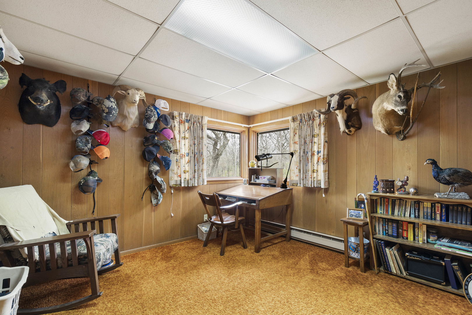 5812 Rotary Road Cherry Valley, IL 61016 - Photo 19 of 28 a view of a livingroom with furniture and toys