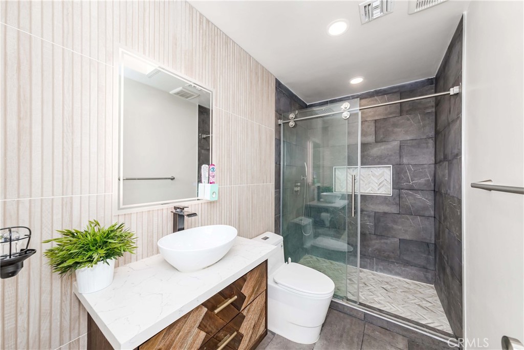 5907 Peacock Ridge Road Rancho Palos Verdes, CA 90275 - Photo 11 of 21