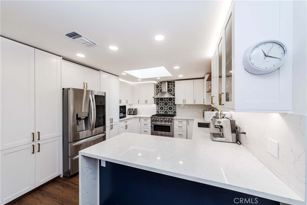 5907 Peacock Ridge Road Rancho Palos Verdes, CA 90275 - Photo 5 of 21