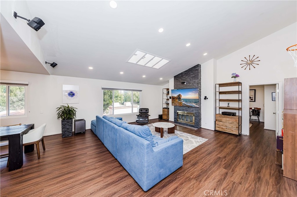 5907 Peacock Ridge Road Rancho Palos Verdes, CA 90275 - Photo 6 of 21