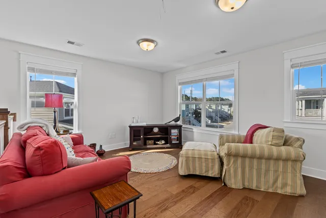 $849,999 | 1131 Oak Bluff Avenue, Charleston, SC 29492