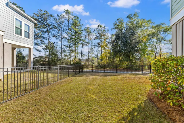 $849,999 | 1131 Oak Bluff Avenue, Charleston, SC 29492