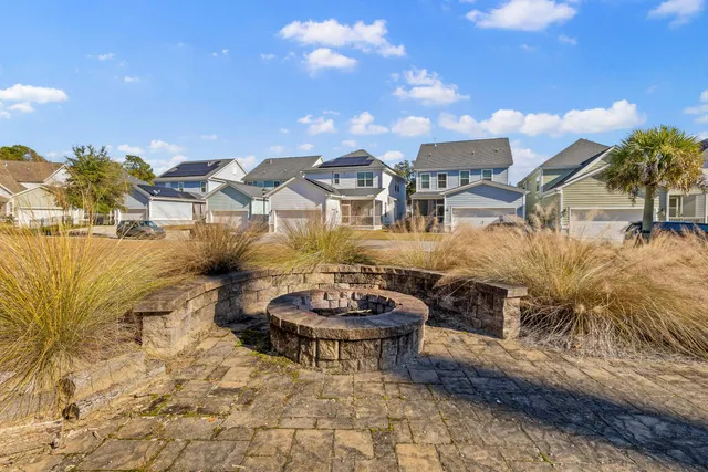 $849,999 | 1131 Oak Bluff Avenue, Charleston, SC 29492