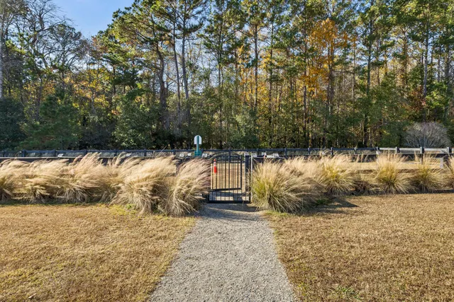 $849,999 | 1131 Oak Bluff Avenue, Charleston, SC 29492