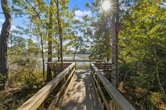 $849,999 | 1131 Oak Bluff Avenue, Charleston, SC 29492