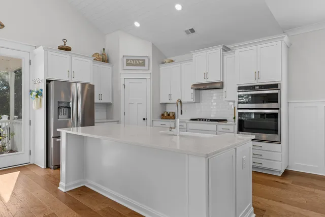 $849,999 | 1131 Oak Bluff Avenue, Charleston, SC 29492