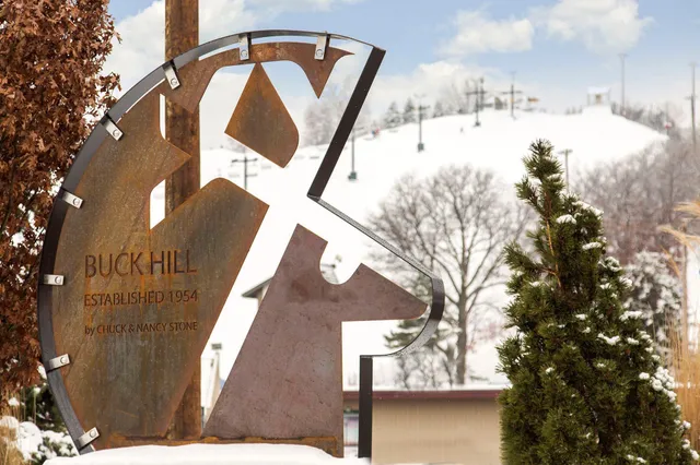 $400,000 | 14548 Twin Lakes Circle, Burnsville, MN 55306