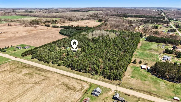 $314,900 | 20240 10th Avenue, Barryton, MI 49305