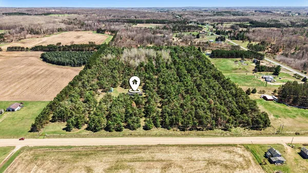 $314,900 | 20240 10th Avenue, Barryton, MI 49305