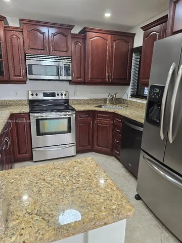$2,600 | 3299 Cocoplum Circle, Unit 3324, Coconut Creek, FL 33063