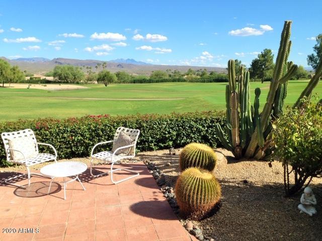 RV back patio 01 - L