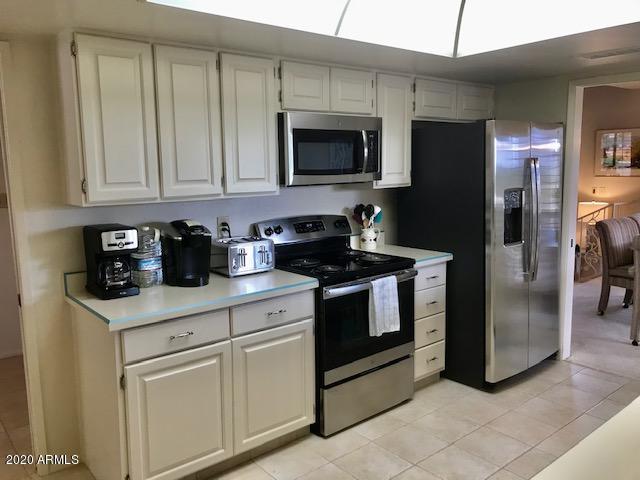 26223 North Loredo Lane Rio Verde, AZ 85263 - Photo 11 of 18 RV kitchen 01 - L