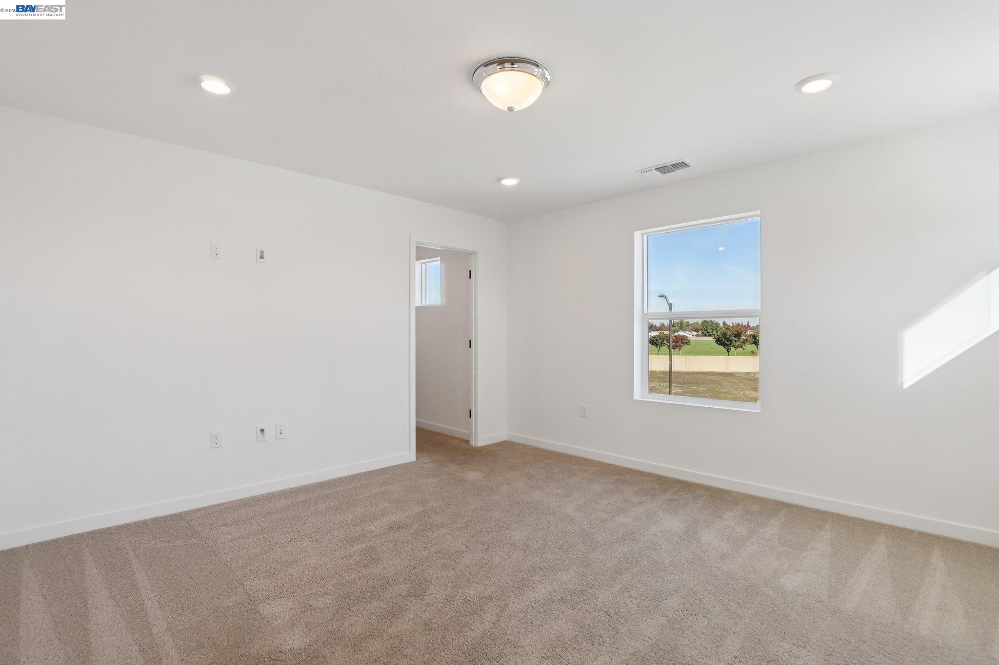856 Pecan Tree Lane Galt, CA 95632 - Photo 25 of 30 an empty room with windows