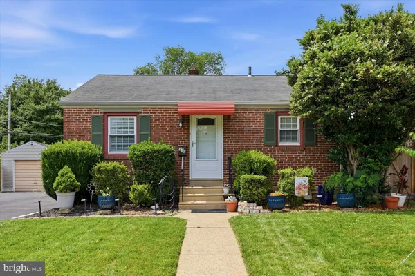 $355,000 | 716 Howard Avenue, Havertown, PA 19083
