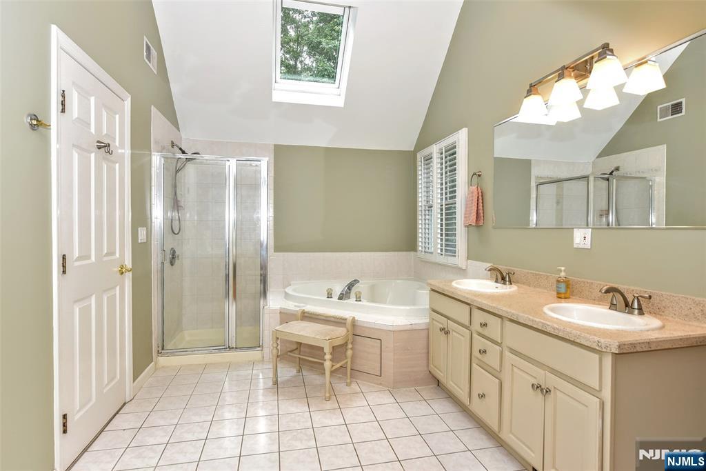 48 Ackerman Street Waldwick, NJ 07463 - Photo 21 of 34 Gallery Image 21