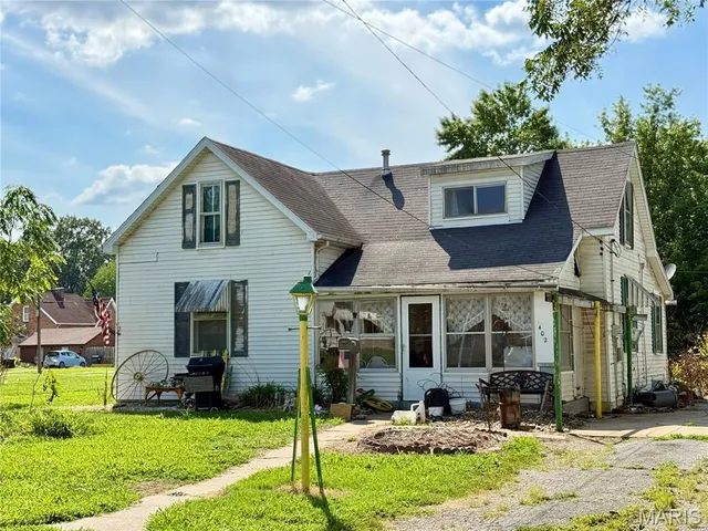 $65,000 | 402 South East Street, New Athens, IL 62264