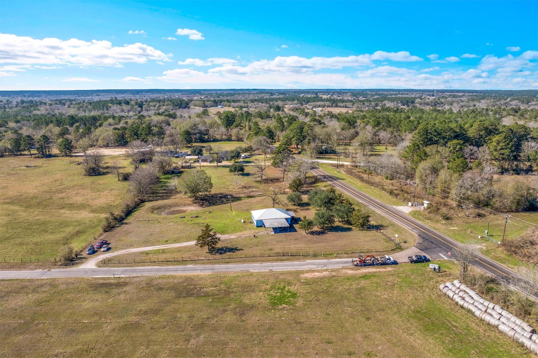 959 Walker Loop Huntsville, TX 77340 - Photo 33 of 41