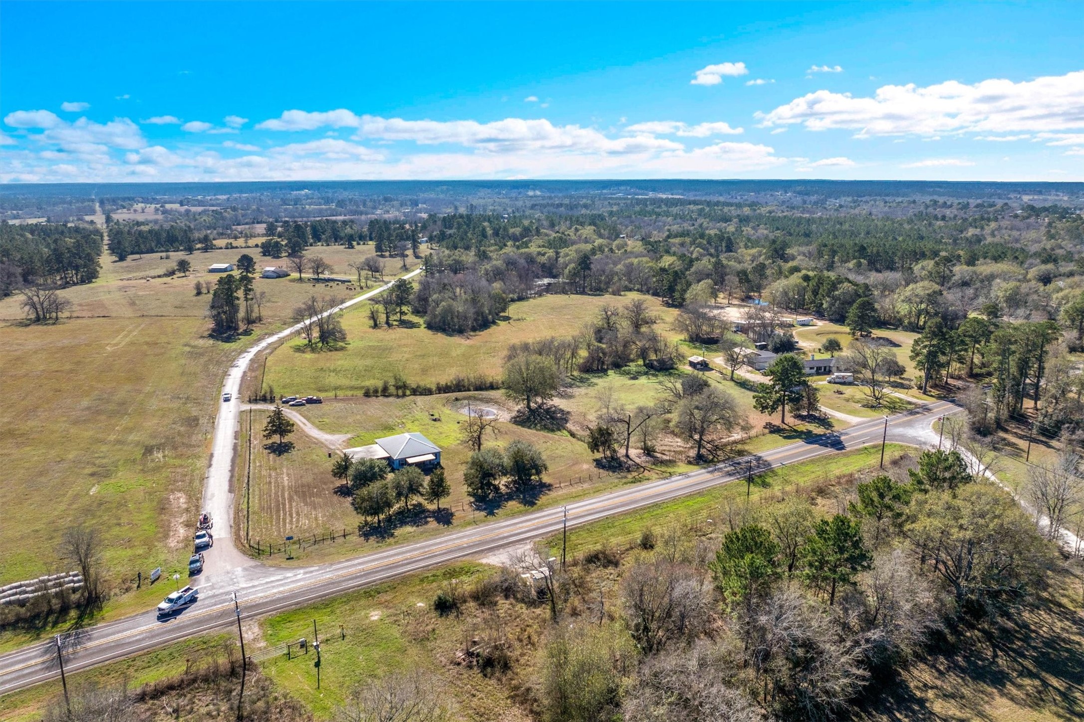 959 Walker Loop Huntsville, TX 77340 - Photo 35 of 41