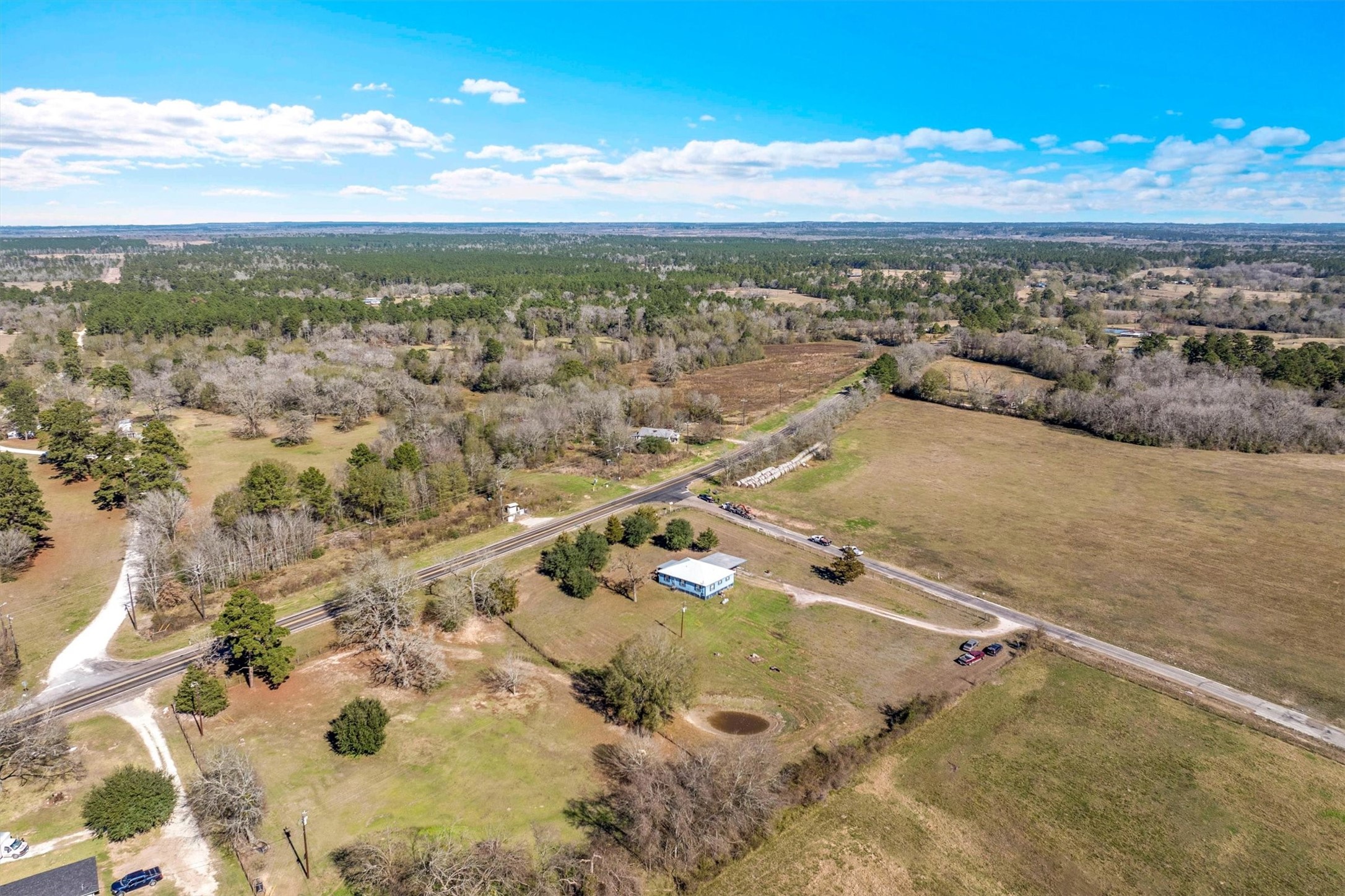 959 Walker Loop Huntsville, TX 77340 - Photo 39 of 41