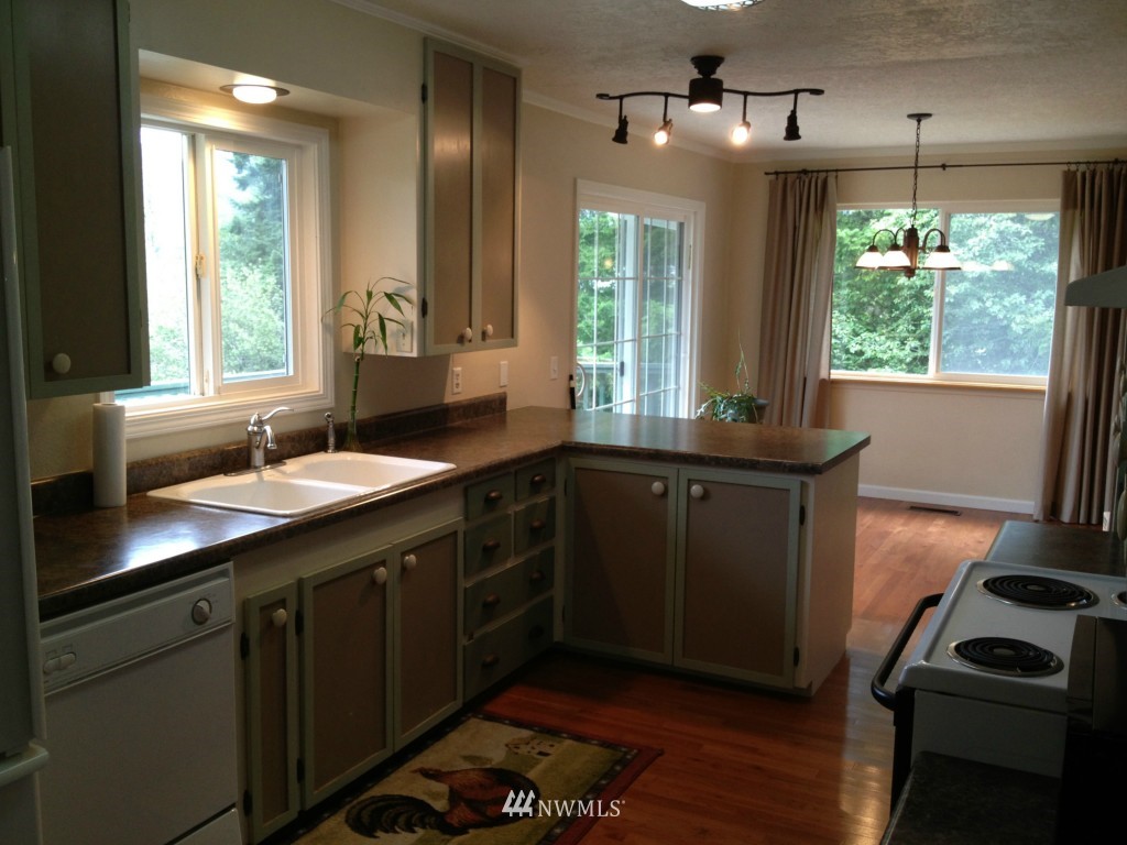 512 McInnis Road Quilcene, WA 98376 - Photo 10 of 15 Gallery Image 10