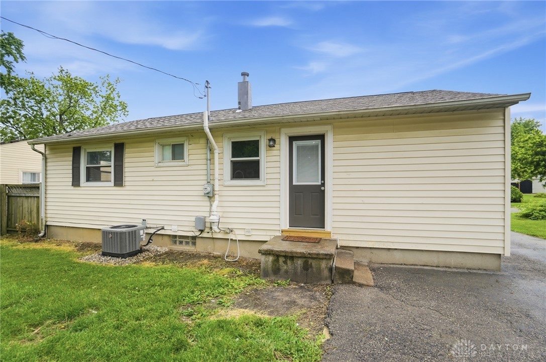 1584 Edendale Road Dayton, OH 45432 - Photo 43 of 48 Gallery Image 43