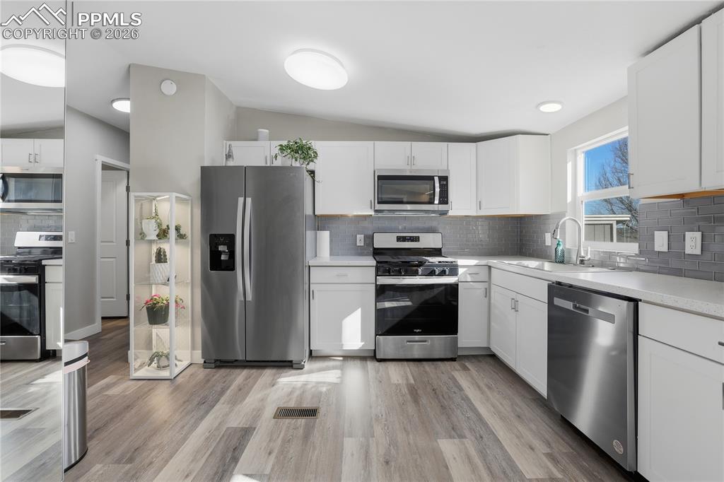 965 Mesa Valley Road Colorado Springs, CO 80907 - Photo 5 of 34