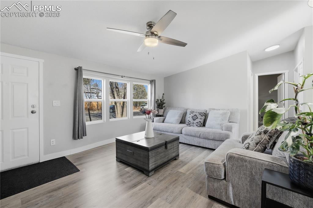 965 Mesa Valley Road Colorado Springs, CO 80907 - Photo 10 of 34