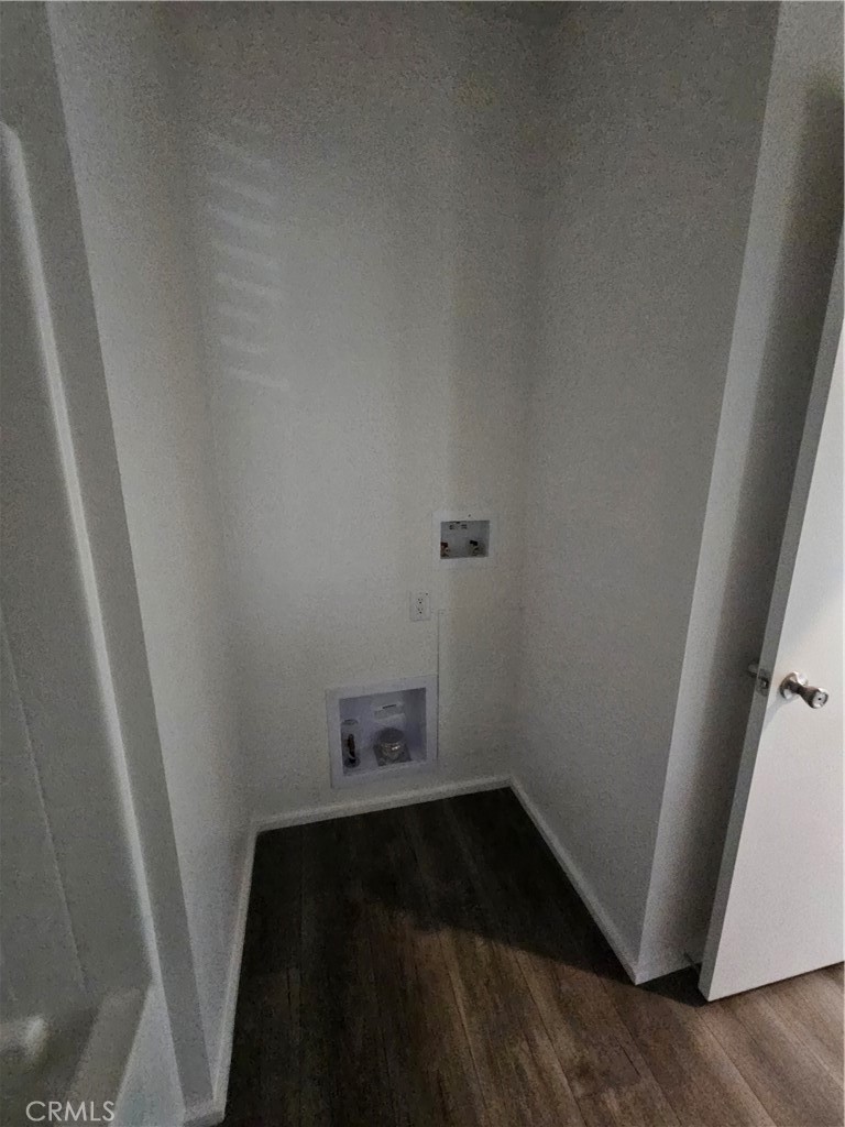 999 South Santa Fe Avenue, Unit 35 San Jacinto, CA 92583 - Photo 13 of 20 a view of walk in closet with empty racks