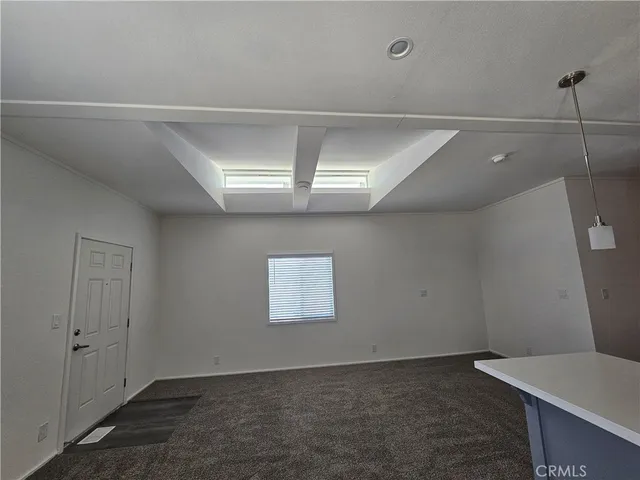 $119,005 | 999 South Santa Fe Avenue, Unit 35, San Jacinto, CA 92583