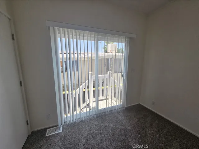 $119,005 | 999 South Santa Fe Avenue, Unit 35, San Jacinto, CA 92583