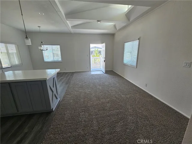 $119,005 | 999 South Santa Fe Avenue, Unit 35, San Jacinto, CA 92583