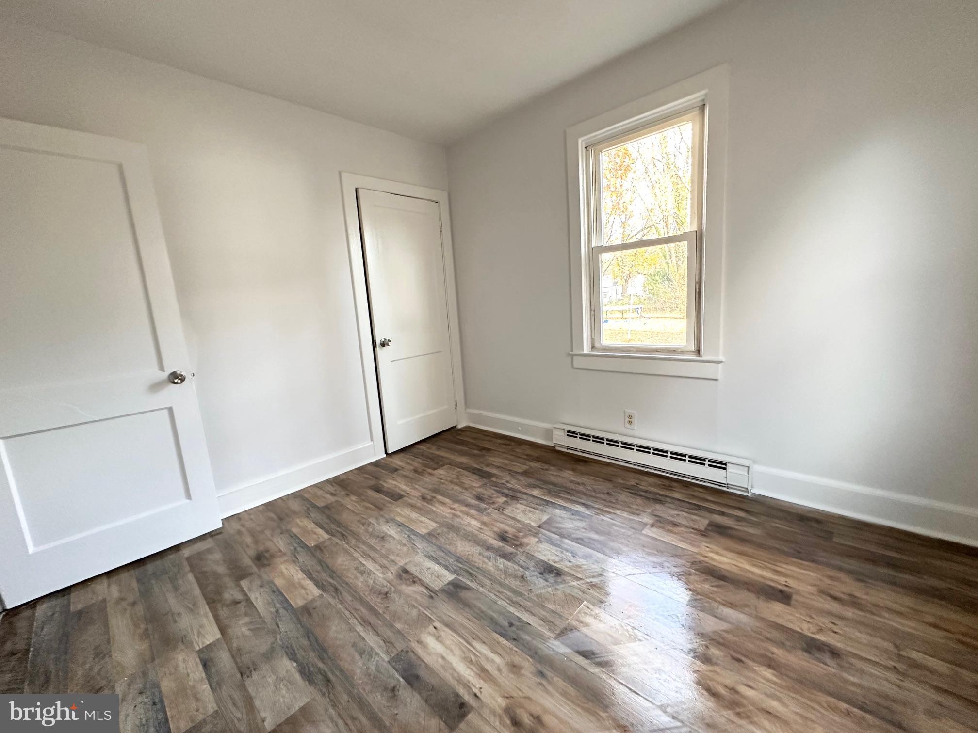 430 Leonards Lane Cambridge, MD 21613 - Photo 11 of 18 2nd bedroom (1)