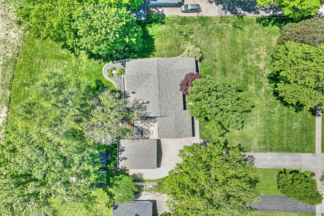 635 West Hickory Point Road Forsyth, IL 62535 - Photo 6 of 40