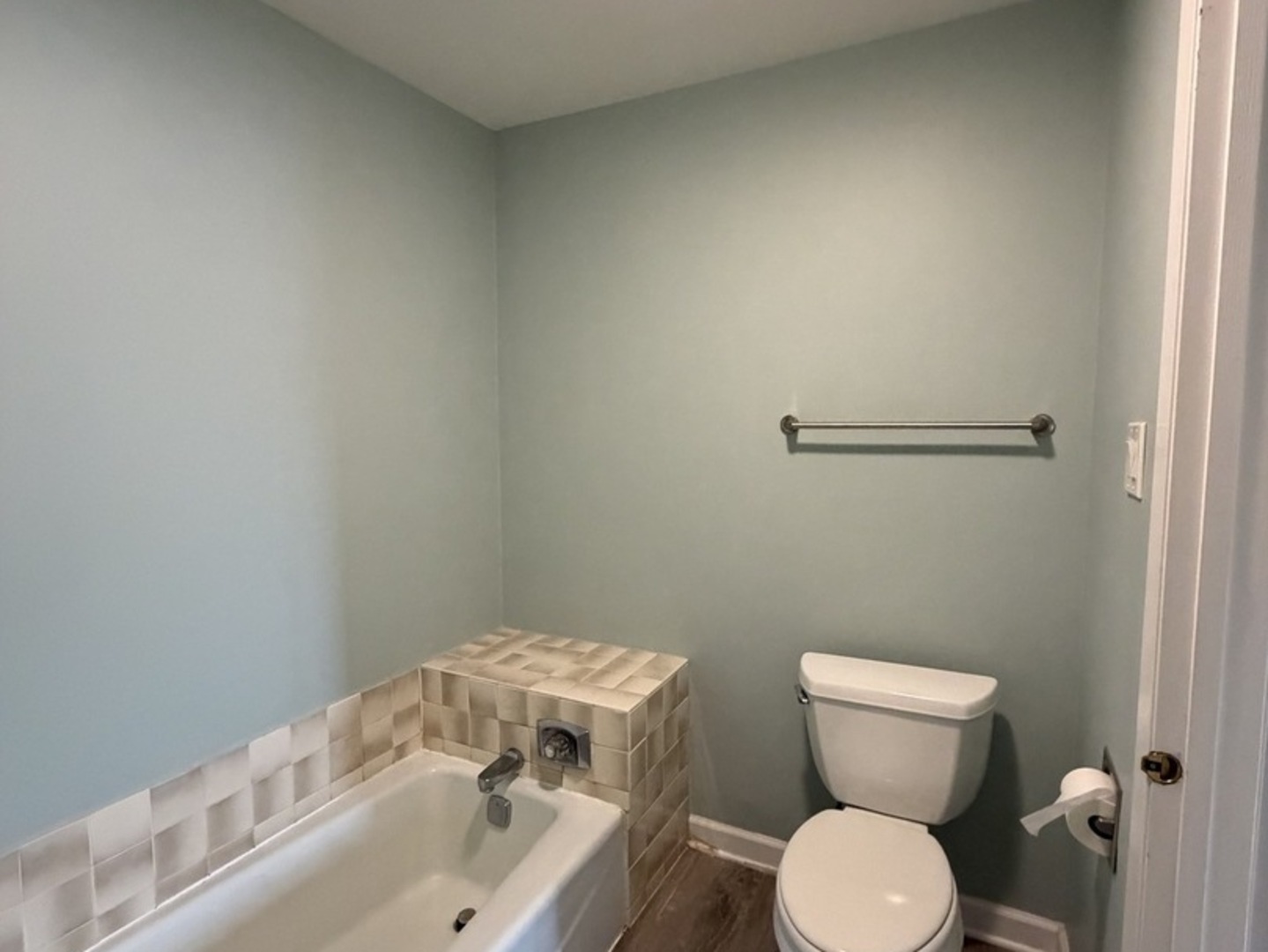 823 Coach Road, Unit 5 Palatine, IL 60074 - Photo 10 of 17