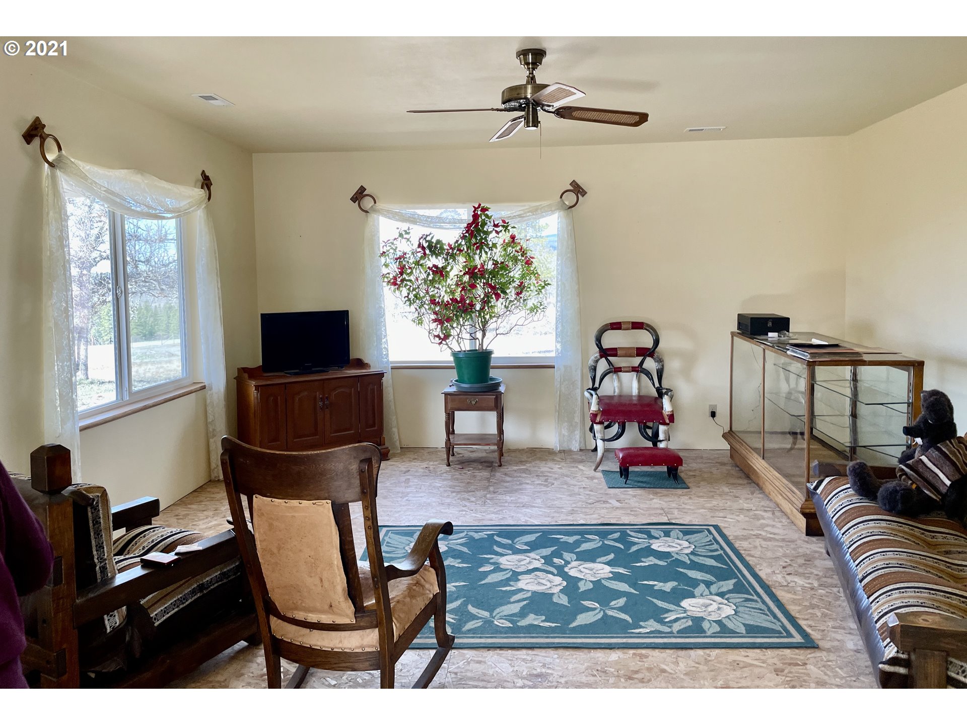 305 Woodland Road Goldendale, WA 98620 - Photo 13 of 32 Gallery Image 13