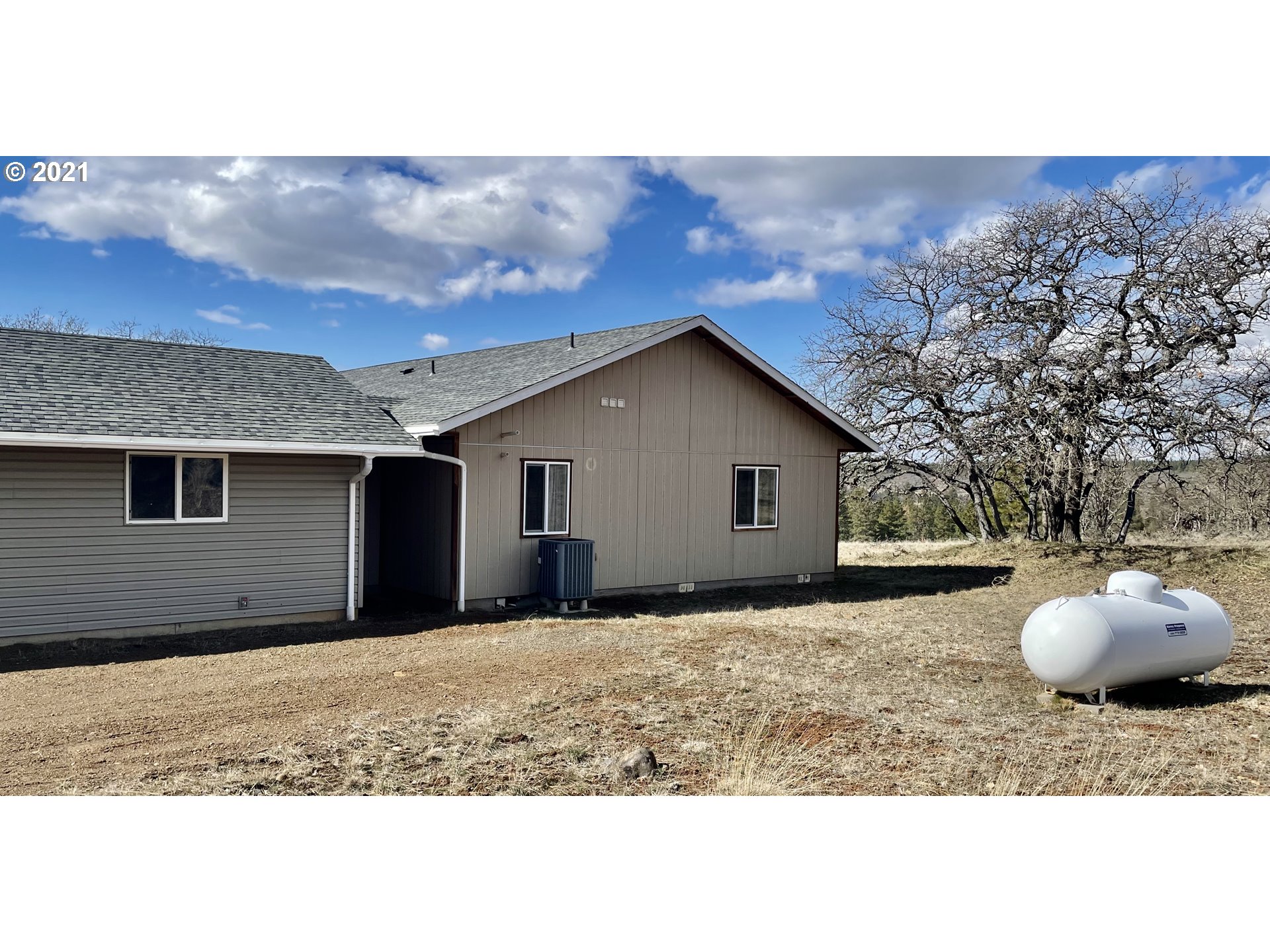305 Woodland Road Goldendale, WA 98620 - Photo 7 of 32 Gallery Image 7