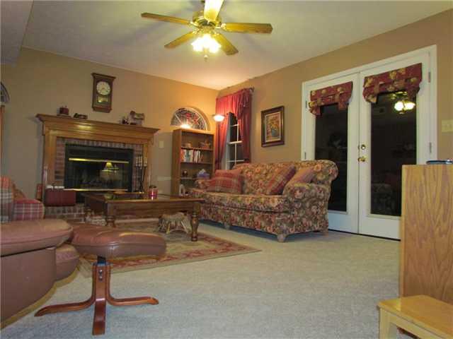 6405 Decatur Commons Indianapolis, IN 46221 - Photo 3 of 24