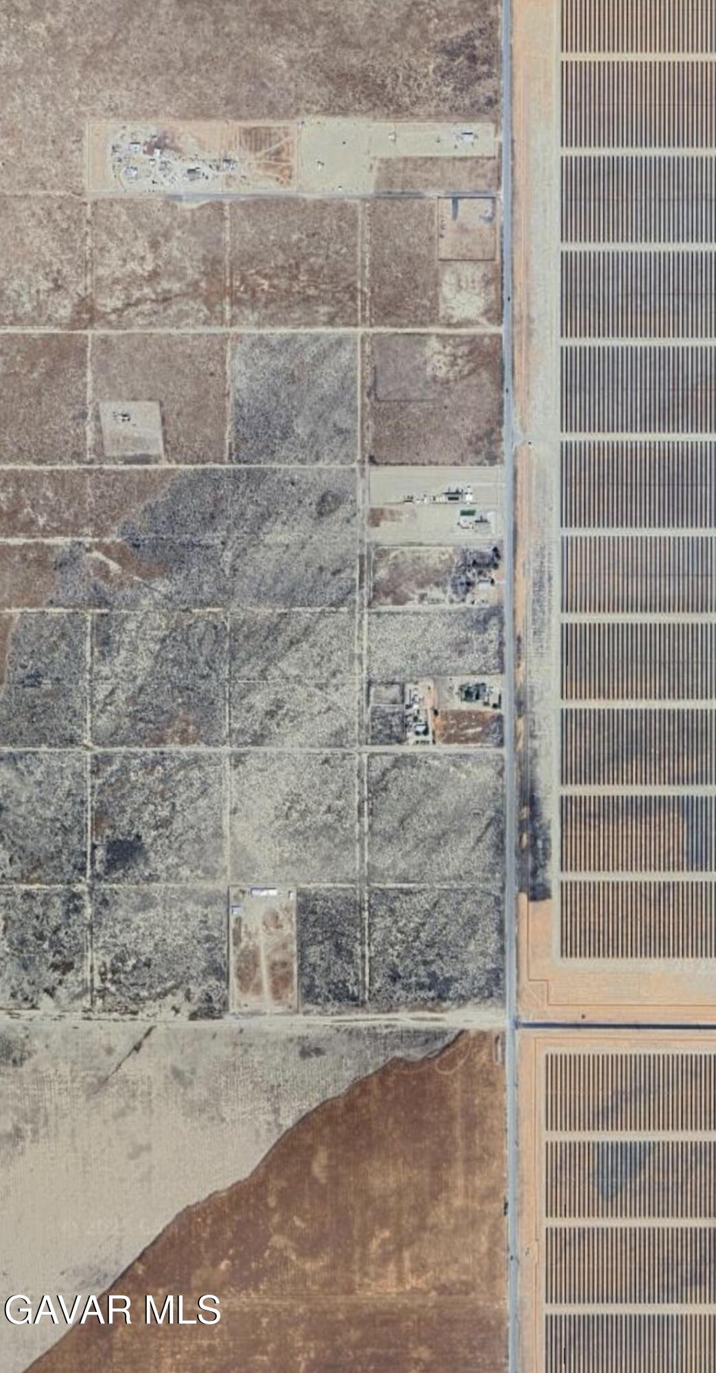 Gaskell Road Rosamond, CA 93560 - Photo 3 of 3 a bathroom with a shower