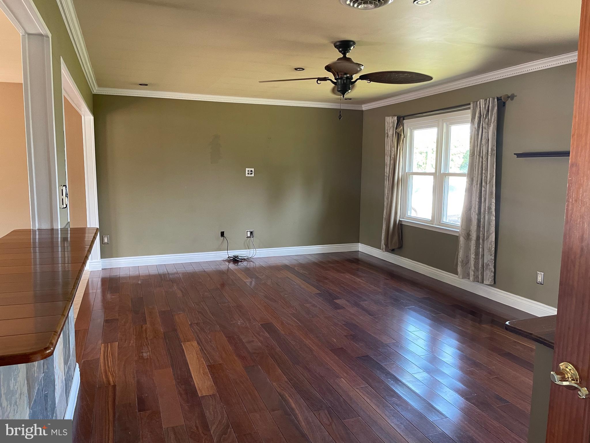 27665 Nanticoke Road Salisbury, MD 21801 - Photo 13 of 20 Living Room