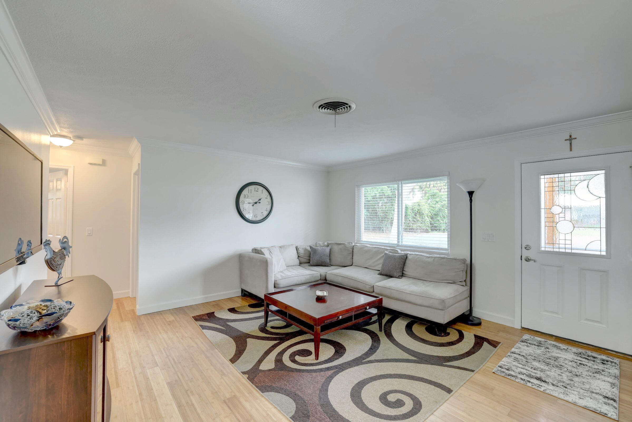 1200 Southeast Seashell Lane Stuart, FL 34996 - Photo 5 of 36 05_632a5382_3_4_5_6