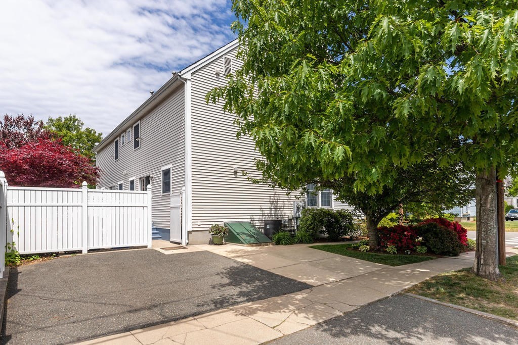 2 Crescent Road, Unit 1 Belmont, MA 02478 - Photo 19 of 20 Gallery Image 19