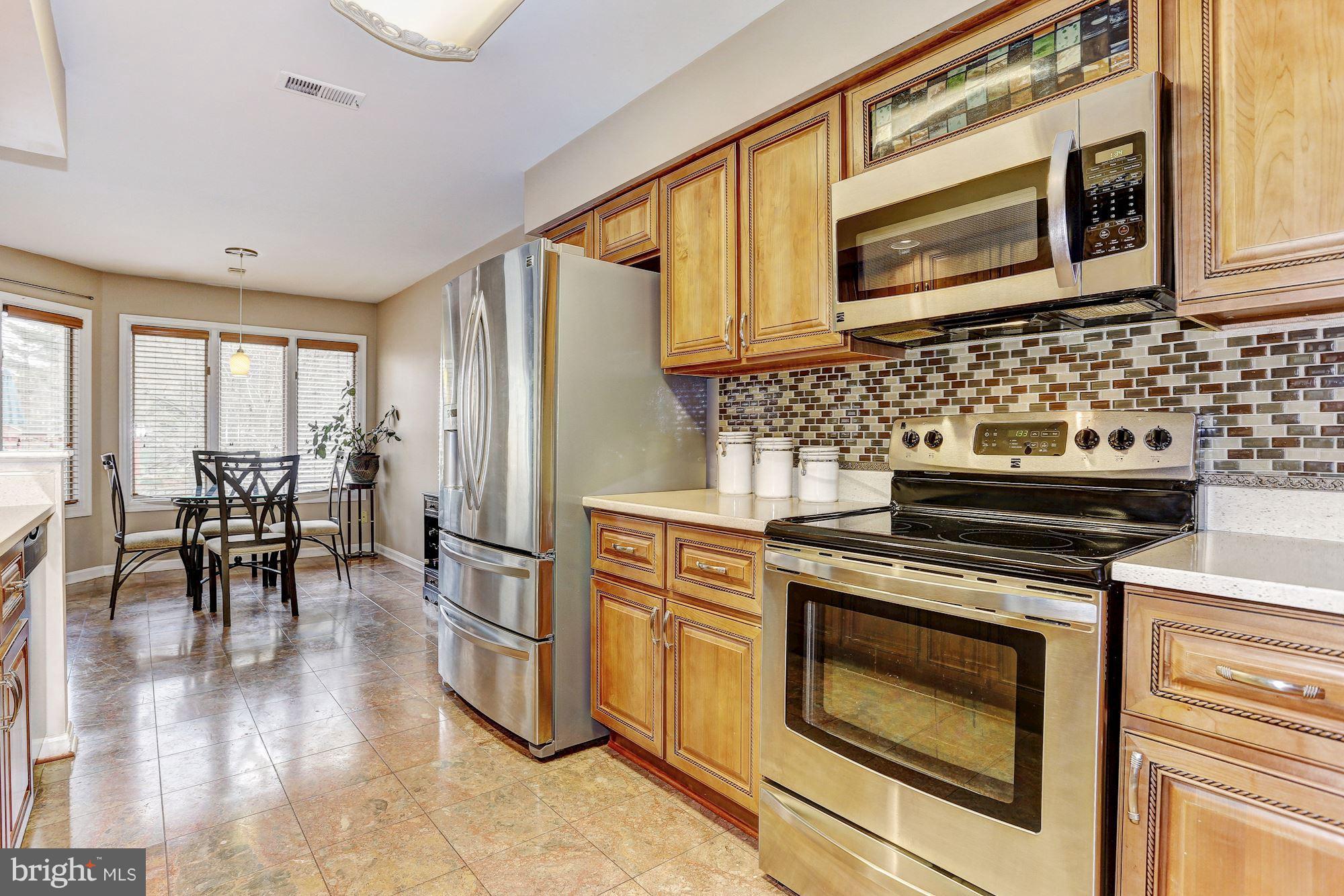 5139 Columbia Road, Unit 828 Columbia, MD 21044 - Photo 8 of 30 Kitchen
