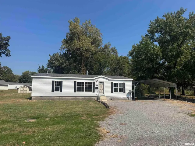 $68,000 | 413 Walnut Street, Zeigler, IL 62999