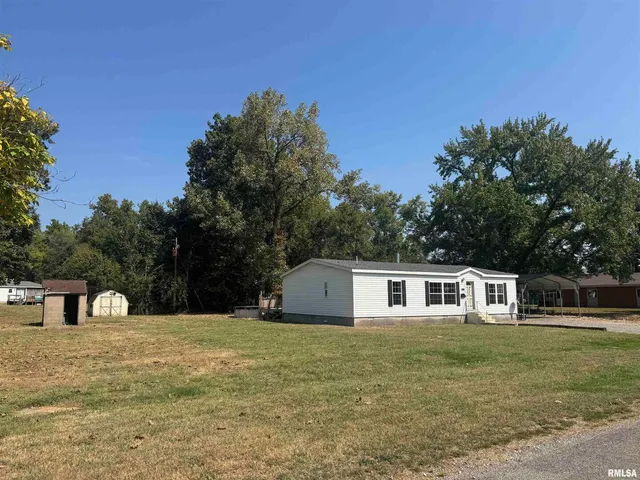 $68,000 | 413 Walnut Street, Zeigler, IL 62999