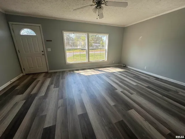 $68,000 | 413 Walnut Street, Zeigler, IL 62999